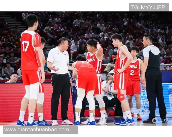 男篮蓝队与墨尔本精彩对决视频回顾及赛后分析